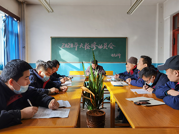 計(jì)控電儀部召開防“晃電”技術(shù)研討會(huì).jpg